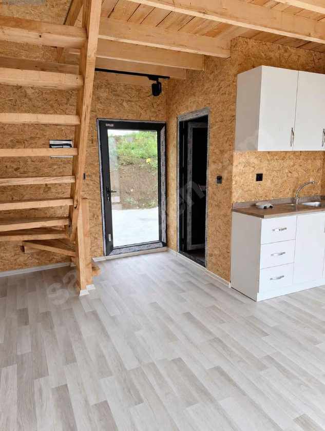 BUNGALOV YAZLIK 354 M2 BAHÇE 54 M2 İKİ KATLI